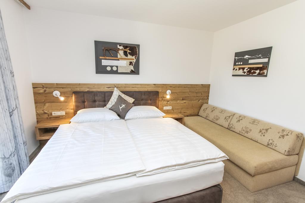 Eberharthof Apartment Заалбах-Хинтерглем Екстериор снимка