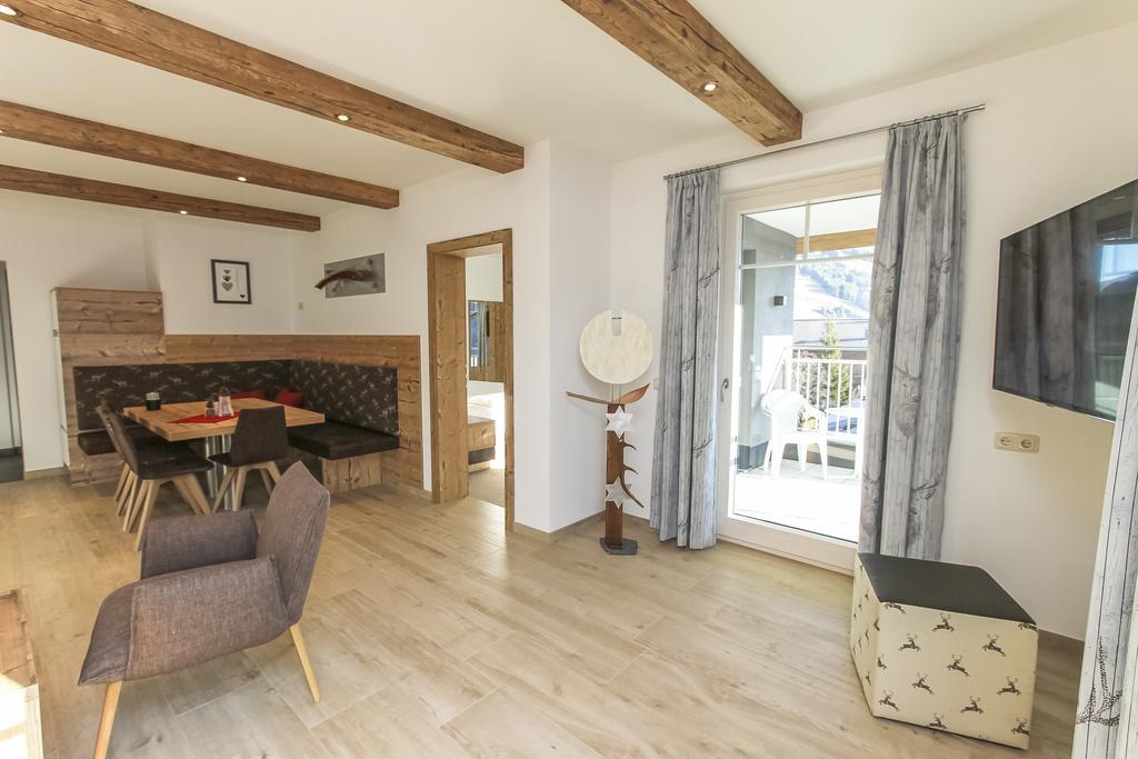 Eberharthof Apartment Заалбах-Хинтерглем Екстериор снимка