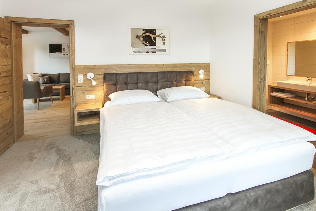 Eberharthof Apartment Заалбах-Хинтерглем Екстериор снимка