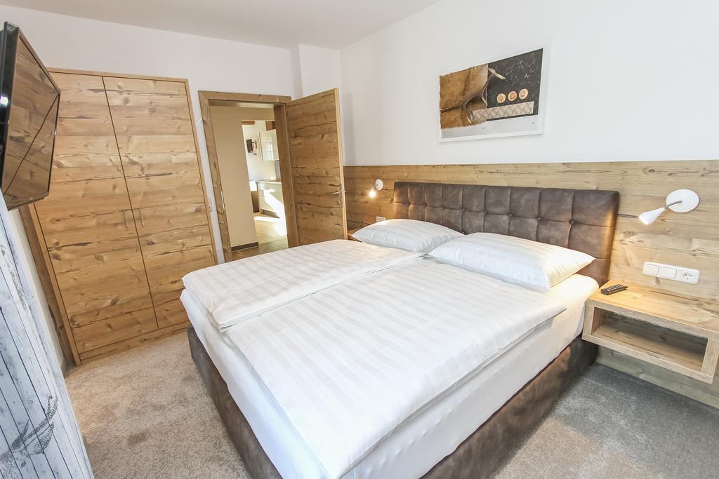 Eberharthof Apartment Заалбах-Хинтерглем Екстериор снимка